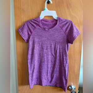 Lululemon swiftly tech short sleeve tee shirt - Welcome to reasonable offers!